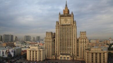 Photo of موسكو: سنواصل دعم بيلاروس في كل الظروف الحرجة