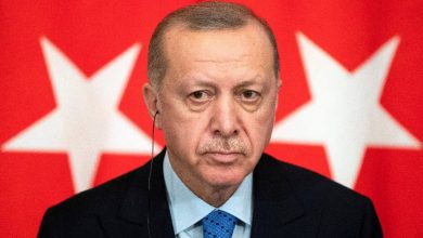 Photo of أردوغان : إنتهاء أزمة السفراء بعد تعهّدهم بعدم التدخّل بشؤوننا