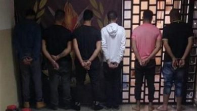Photo of موزّع مخدّرات و 4 مروّجين و أحد زبائنهم في قبضة الأمن