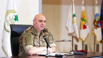 Photo of قائد الجيش: لن نسمح بوقوع الفتنة