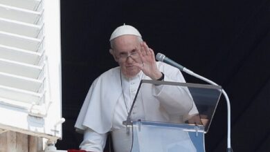 Photo of البابا فرنسيس : يتعين علينا أن ندافع عن أنفسنا