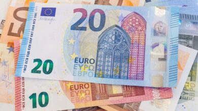 Photo of اليورو يسجّل أدنى مستوى له مقابل الدولار منذ نحو 20 عاماً