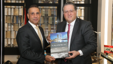 Photo of شقير عرض العلاقات الاقتصادية الثنائية مع سفير سلطنة عمان